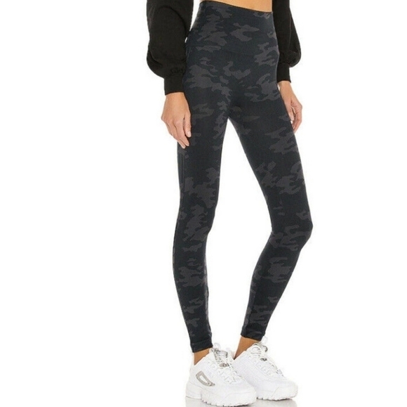 SPANX LEGGINGS LOOK AT ME NOW SEAMLESS HIGH-RISE CAMO BLACK SIZE XL - Picture 6 of 11